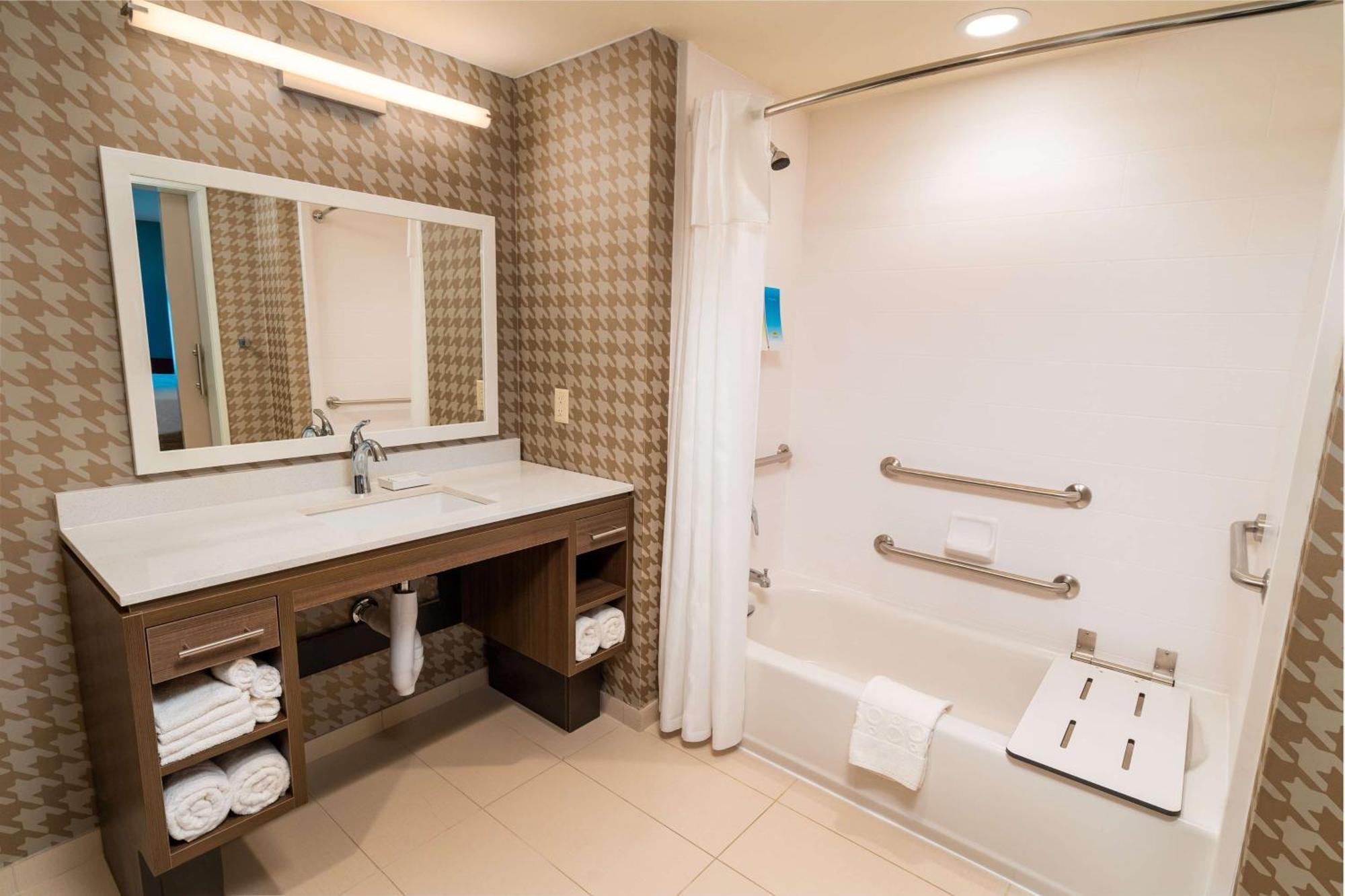 Home2 Suites Бейкърсфийлд Екстериор снимка